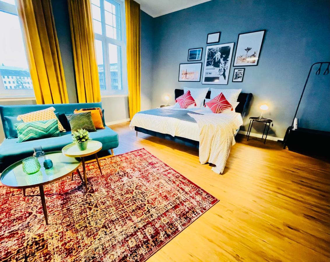 Klassen - Exklusives Altbau - Zentral - Rheinnaehe Apartment